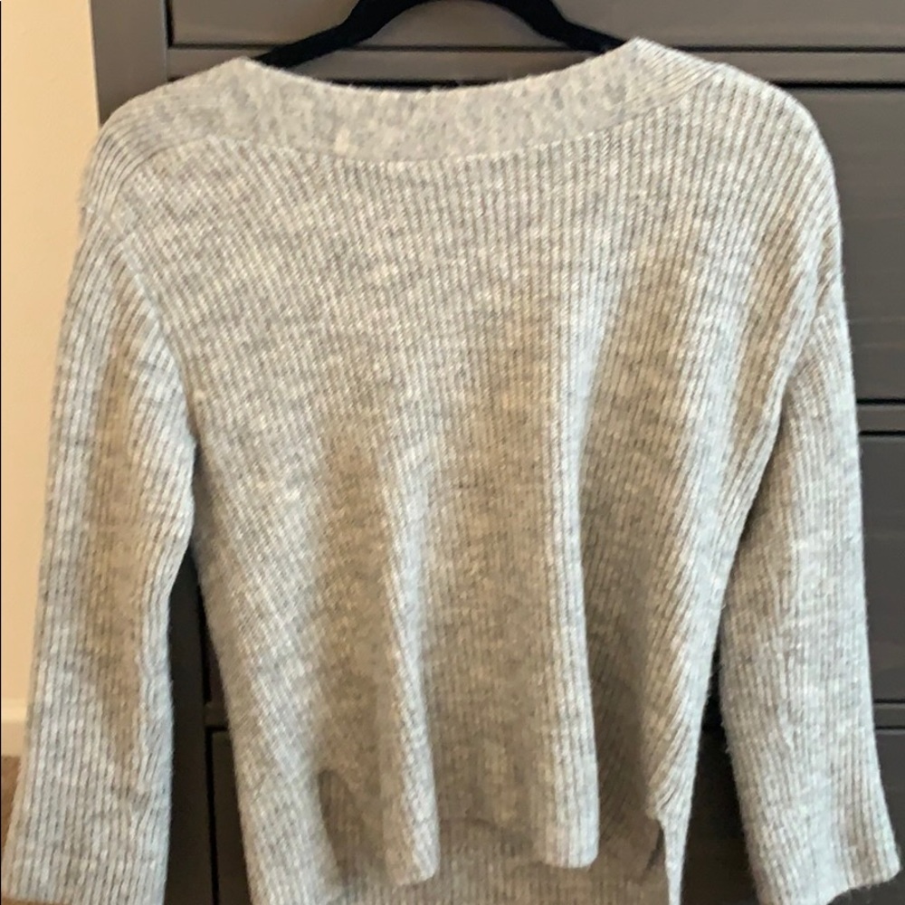 LEITH grey sweater